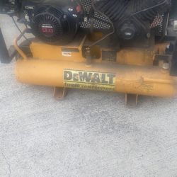 DeWalt Compressor Of Gas