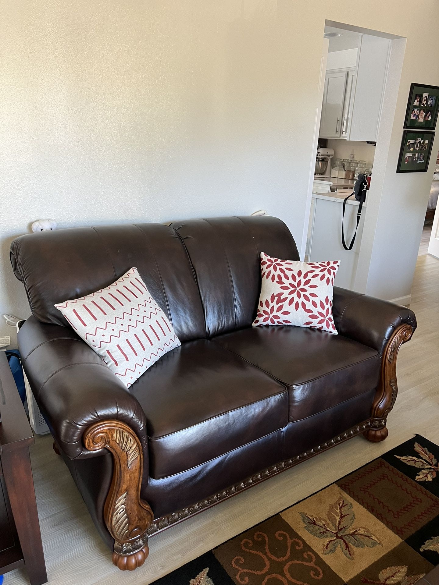 Sofa Set