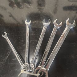 Gear wrench Ratcheting Wrenches