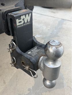 B&W Tow Hitch