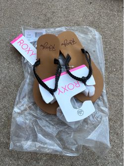 NEW - Girls Roxy Flip Flips Size 1