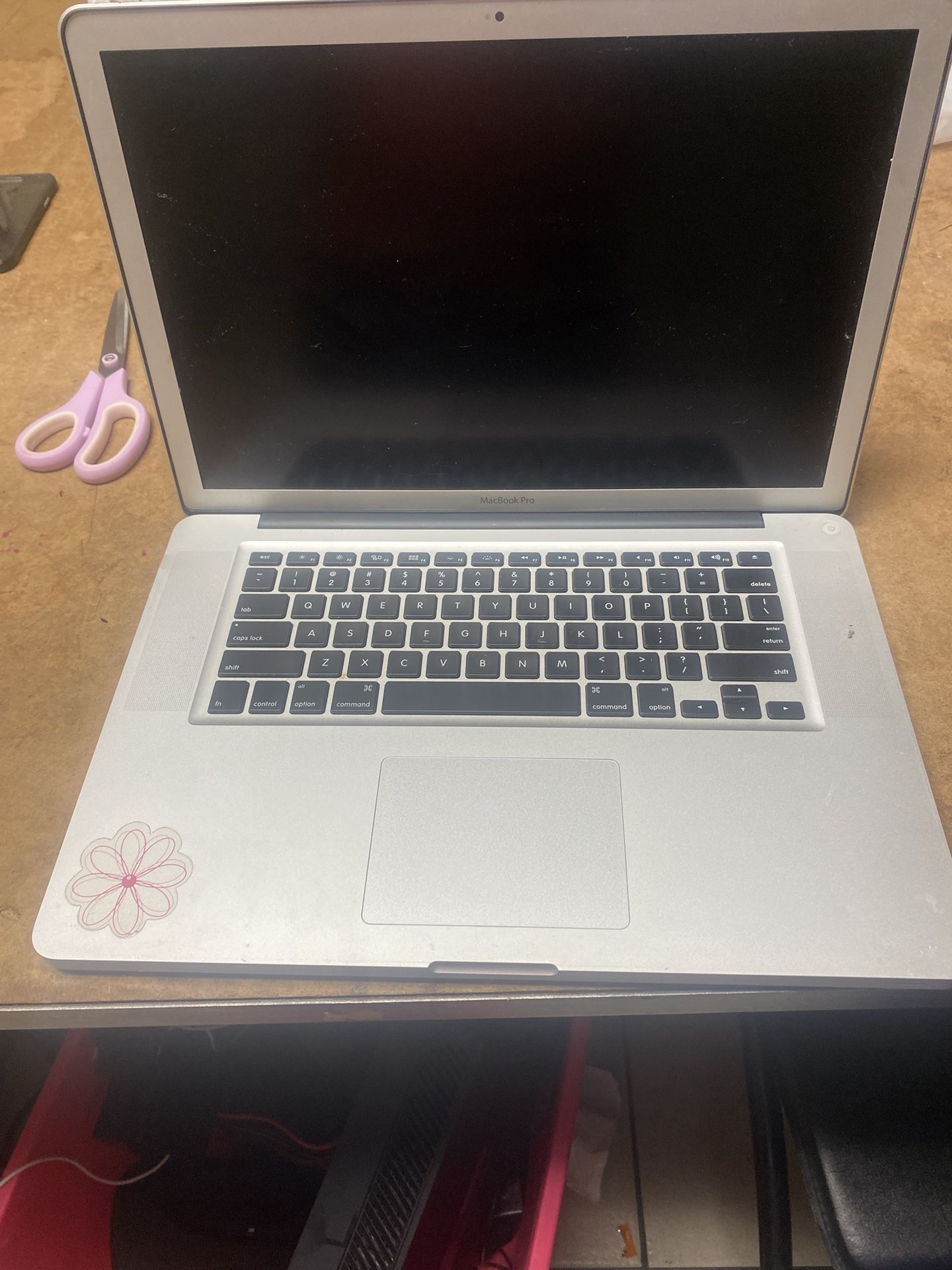 Apple Mackbook For Parts