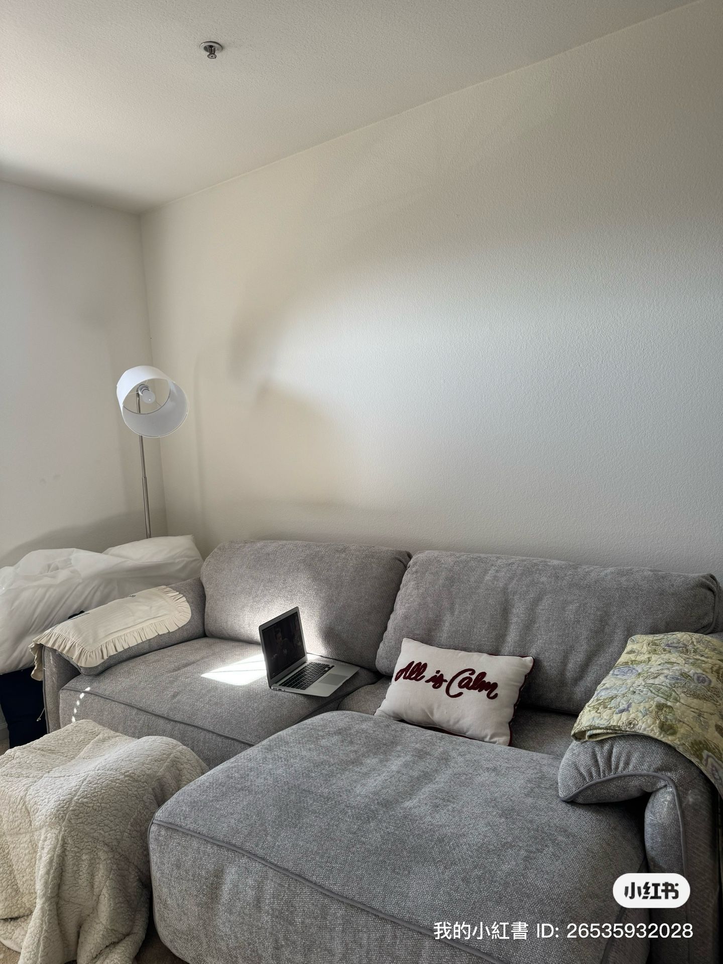 Jerome Sliding Sofa