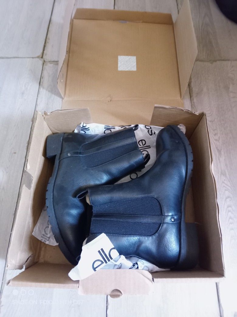 Ellos Bootie Sherpa Lined Black 9 1/2 Boots