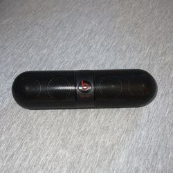 Beats Pill