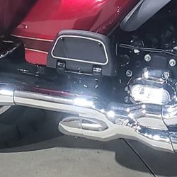 Vance & Hines Power Duals and Hi Output Slip-on's for Harley Touring 2009-2016