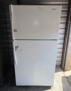 White Kirkland Refrigerator And Freezer