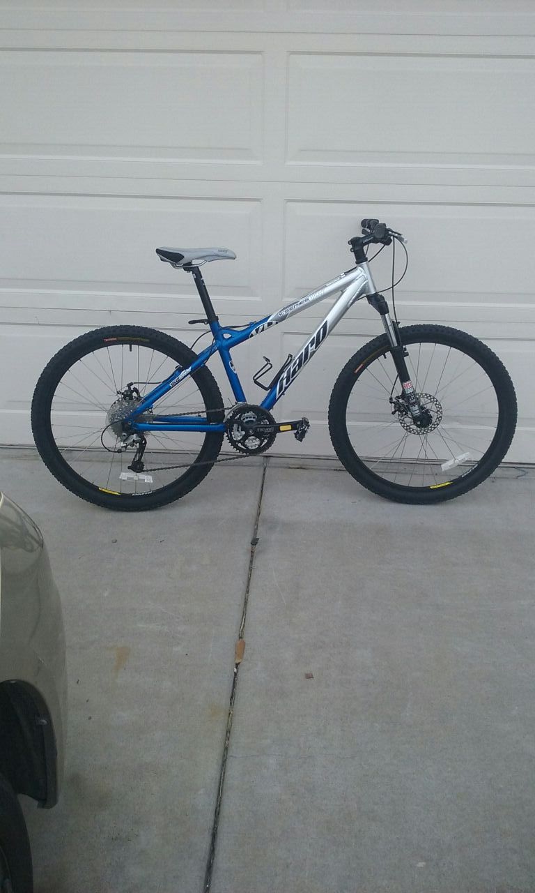 Haro V Series V4 Medium 26" Hardtail Mountain Bike 27 speed