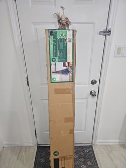 6FT Christmas Tree With Lights 