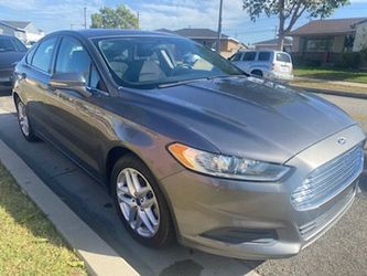 2013 Ford Fusion SE