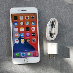 iPhone 7 Plus - UNLOCKED - Like New 