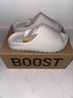 YS-01 Yeezy Cream Slides Size 10 New with Dustbag