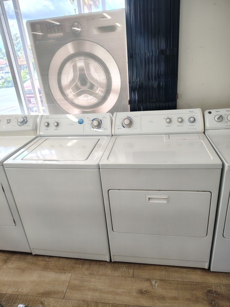 Whirlpool top Load Washer Gas Dryer In Excellent Working Condition