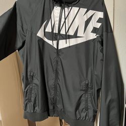 Nike Sportswear Windrunner Jacket men’s medium
