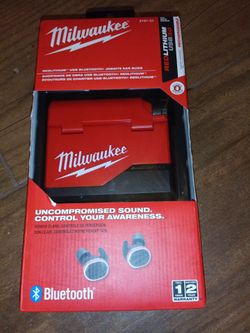 Milwaukee job site earbuds