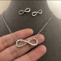 Silver Plated Infinity Necklace Set