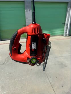 BLACK & DECKER  JS660 JIG SAW