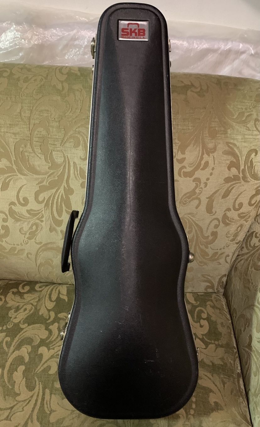 SKB Full Size Hardcover Violin Case - Gently Used Like New