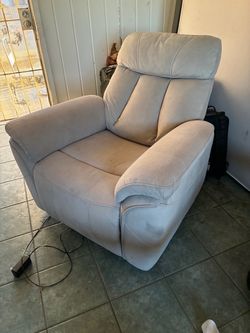 Recliner/swivel chair