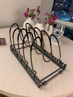 Black Metal Pan and Lid Organizer Rack