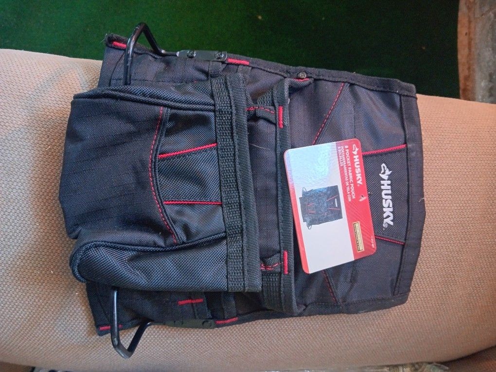 Husky 8 Pocket Fabric Pouch