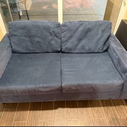 Free Couch 
