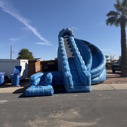 20ft Corkscrew Waterslide