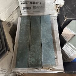 Tile deco backsplash Aqua marine ONLY 44.96 SqFt Available