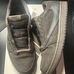 Jordan 1 Low Travis Scott Velvet Brown Size 10 Used