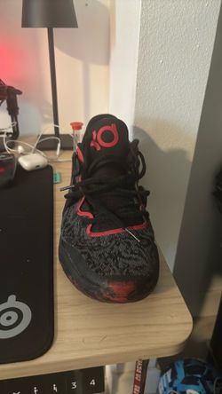 Kd shows.