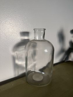 7” WIDE NECK CLEAR GLASS VASE