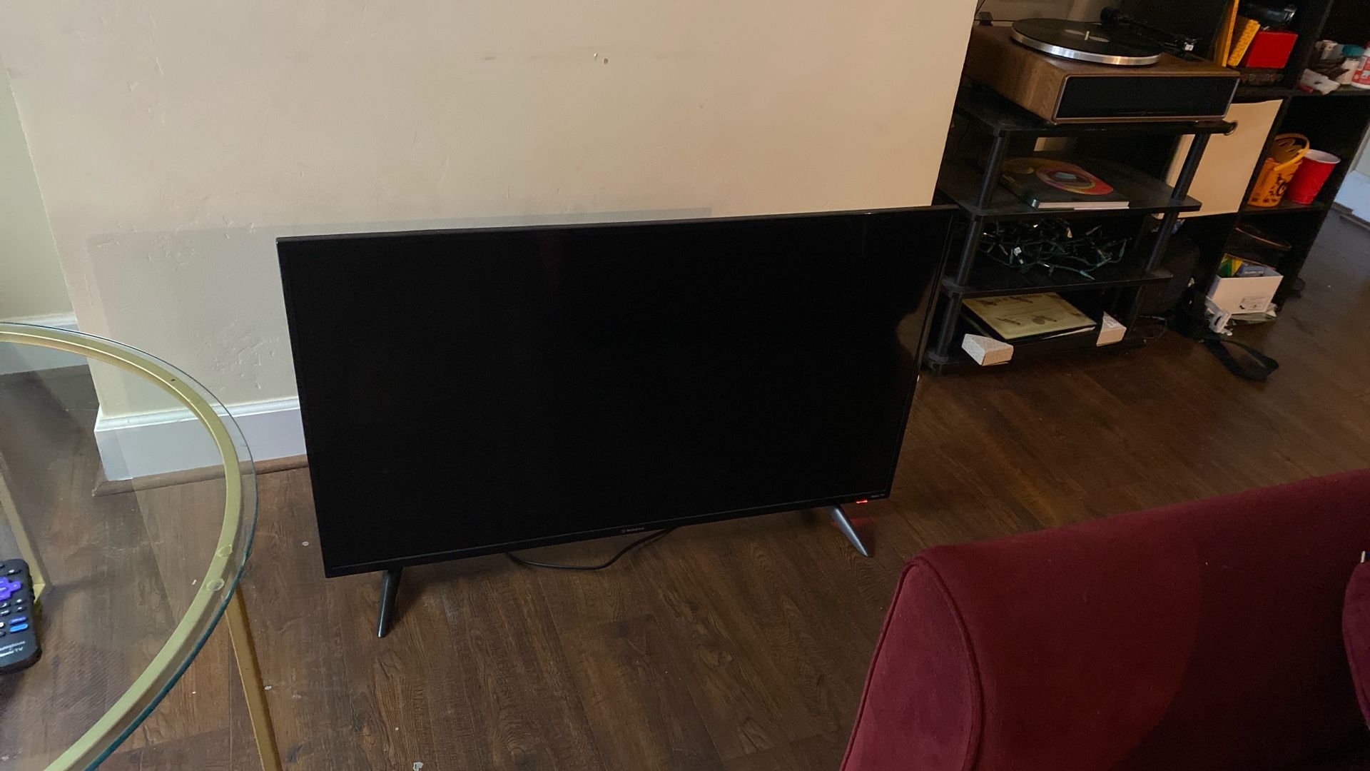 43 Inch Westinghouse Roku TV + Remote