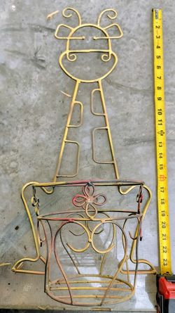 Giraffe Figure Planter 