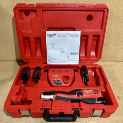 Milwaukee 2473-22 M12 12V Lithium-Ion Force Logic Cordless Press Tool Kit