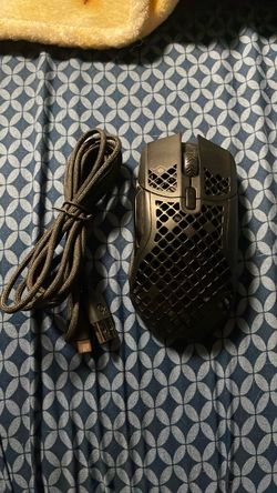 SteelSeries Aerox 9 Gaming Mouse with Cable