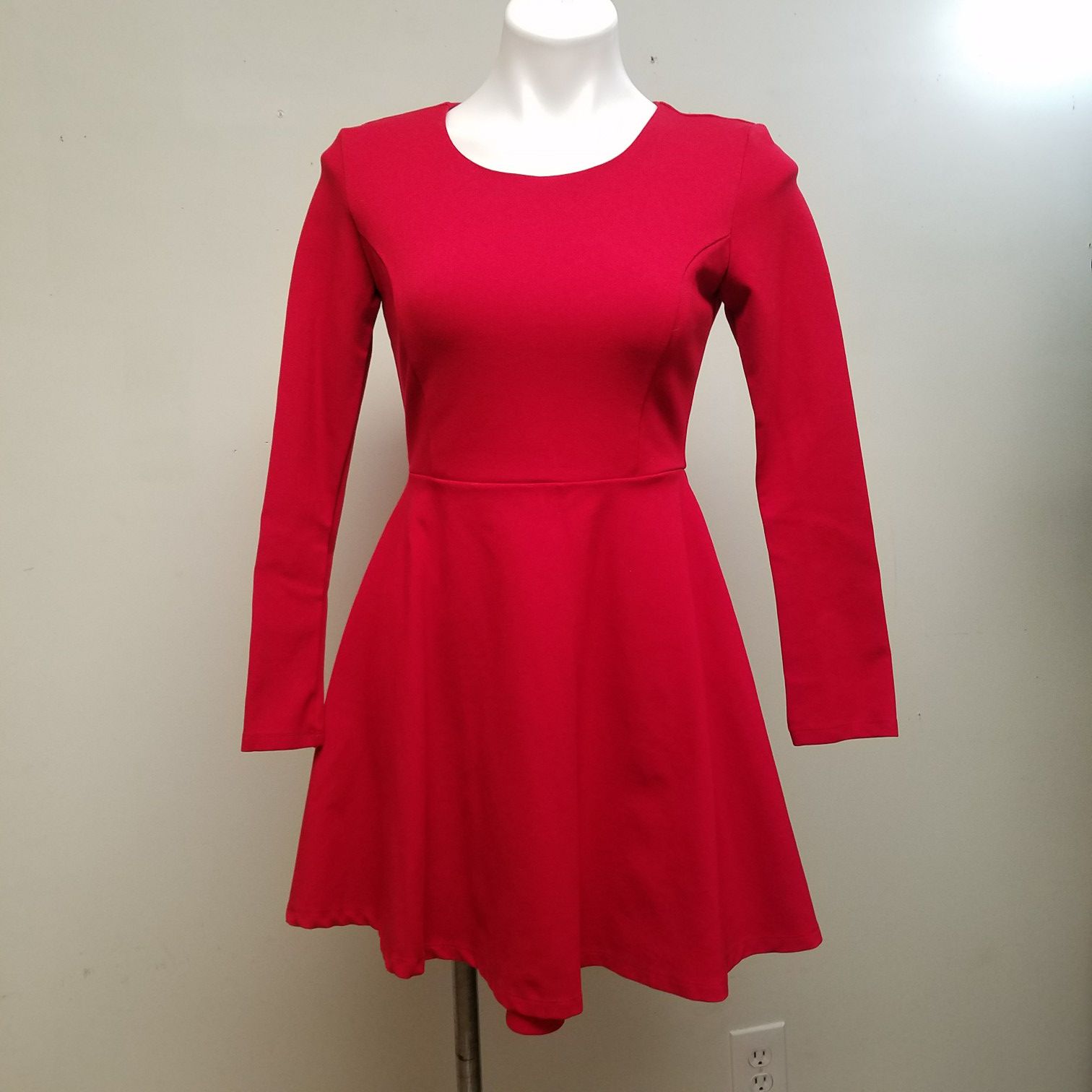 Lulus red long sleeves mini princess Dress Size small
