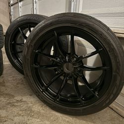 BMW M3 2015  black wheels 18 inch with tires 