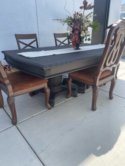 Vintage Wooden Dining Table with 5 Chairs $180 Cash Only