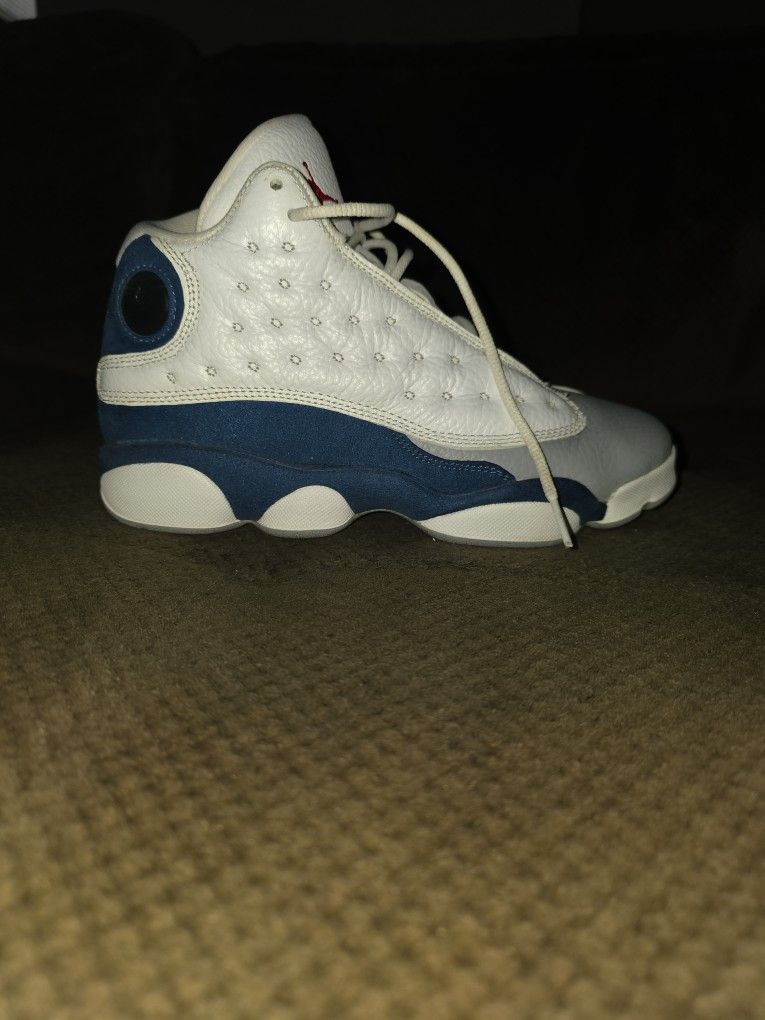 Air Jordan 13
French Blue