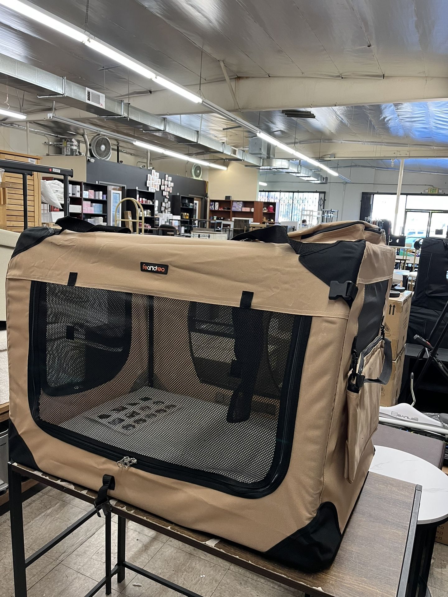 Feandrea 36" Collapsible Soft Portable Travel Dog Crate 36"L x 25"W x 25"H - Brown