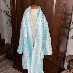 NWOT Komar Kids Girls Kids Childs Green White Hearts Bathrobe Robe Size Xs 4/5