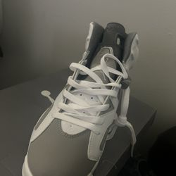 Size 8 Jordans 🔥