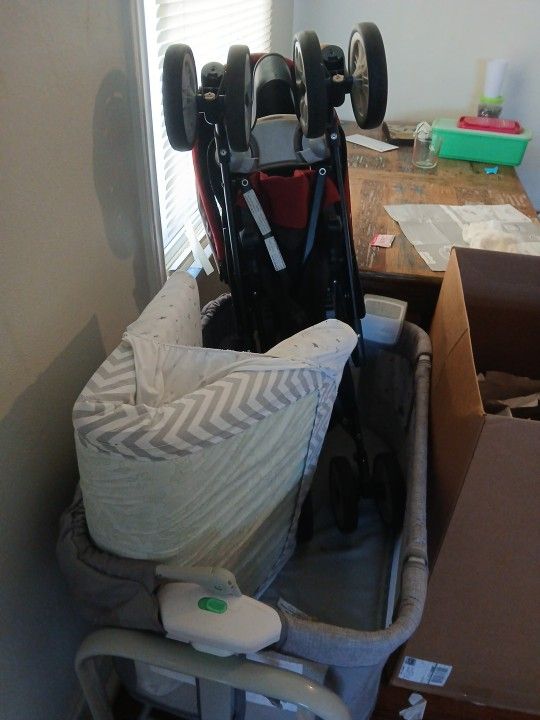 A stroller andp Play. Ben