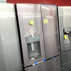 New Scratch And Dent GE Profile 27.7 Cu Ft Stainless Steel French Door Fridge. 1 Year Warranty 