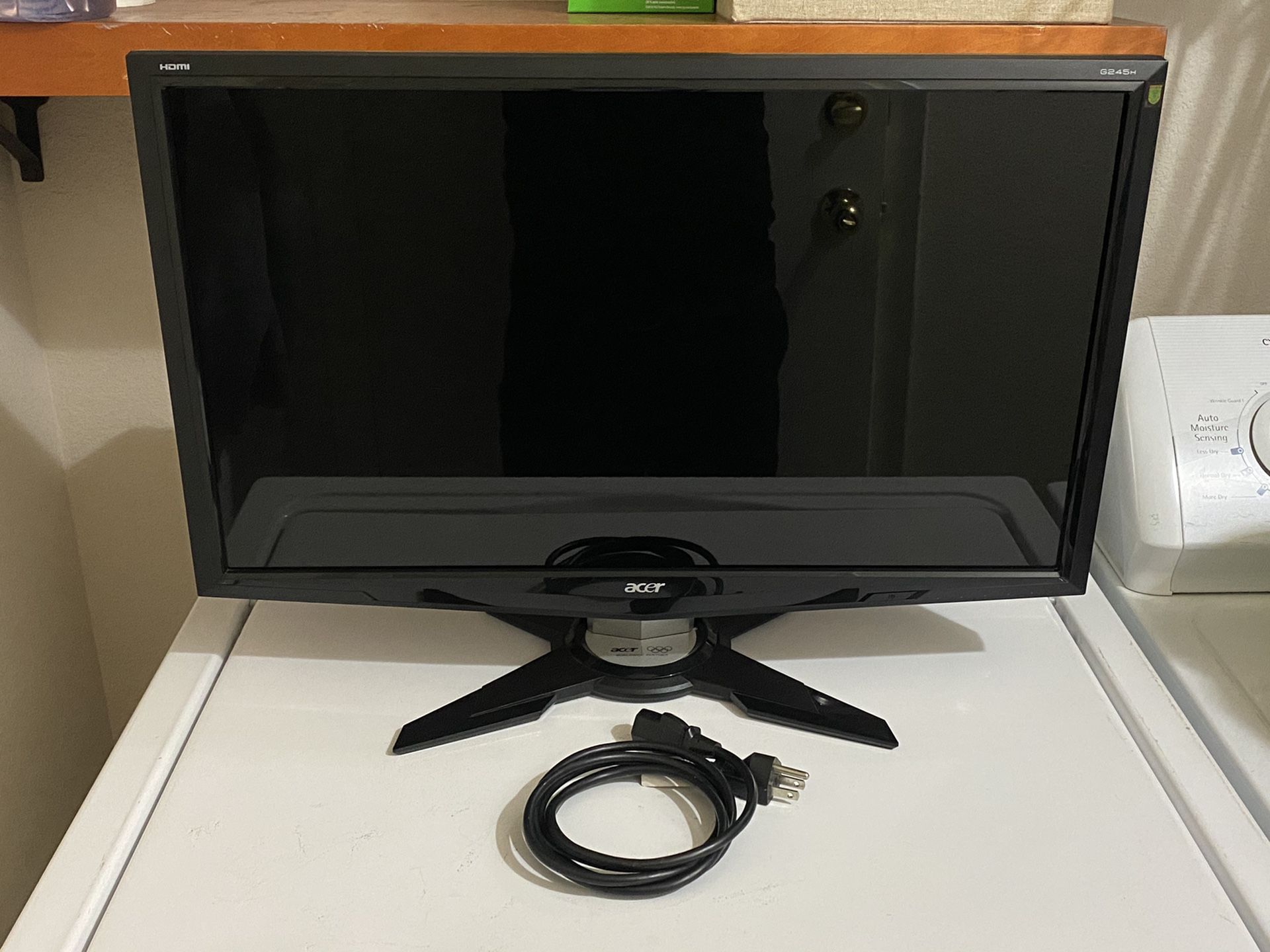 ACER 24” HDMI computer monitor