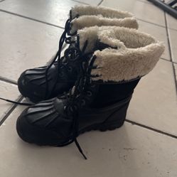 Snow Boots 25
