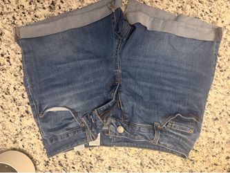 Time and tru size 10 women shorts