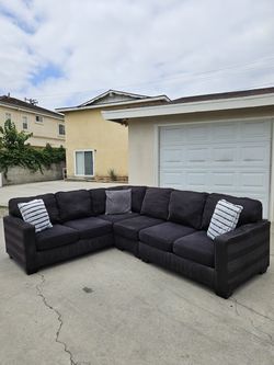 Sectional Sofa 💥 Free Delivery 💥