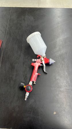 Paint sprayer gun