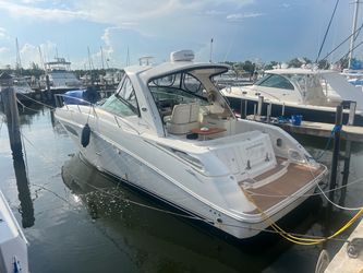 Sea ray Sundance 350 year 2009